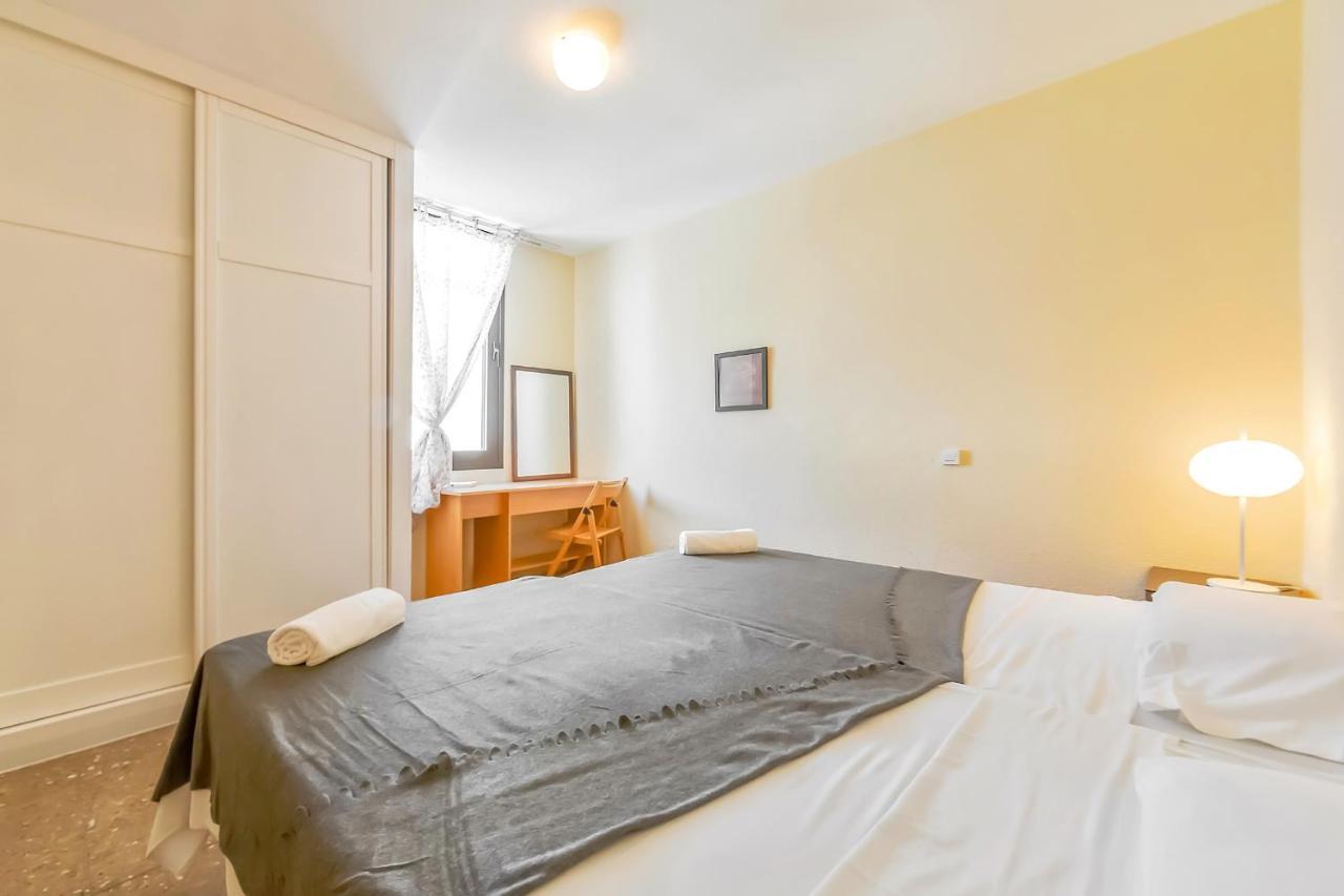 Apartment Near Playa De Las Americas With Wifi And Pool, Tenerife Sur ภายนอก รูปภาพ