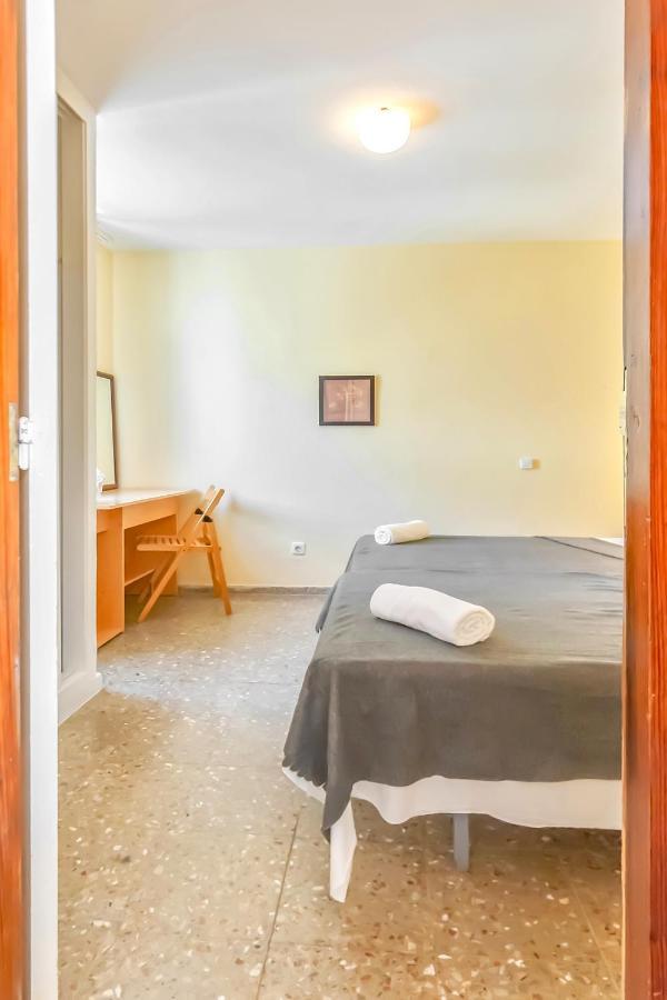 Apartment Near Playa De Las Americas With Wifi And Pool, Tenerife Sur ภายนอก รูปภาพ